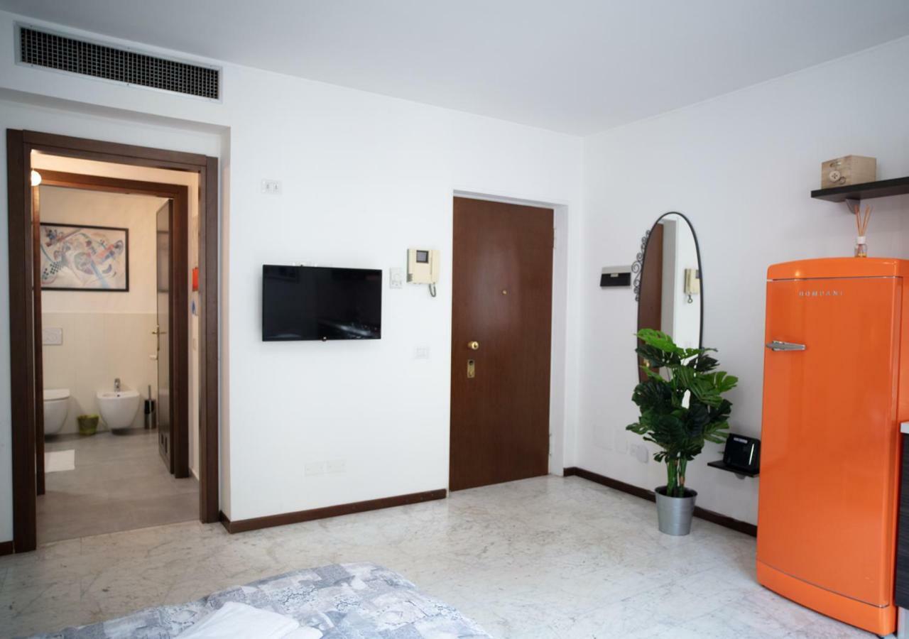 Tadino Studio Milan Bagian luar foto