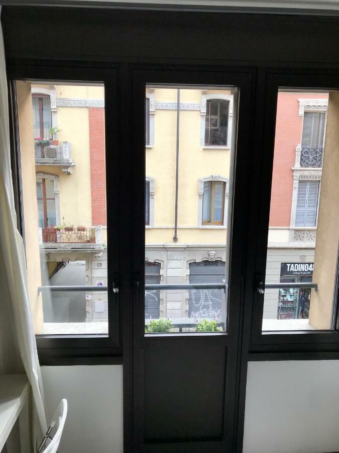 Tadino Studio Milan Bagian luar foto